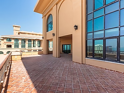 Luxury Penthouse for Sale in Porto Arabia