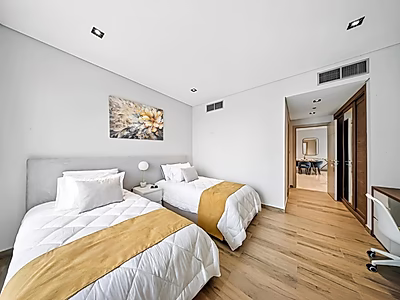 Elegant 2BR Apartment in Marina District – Marina District