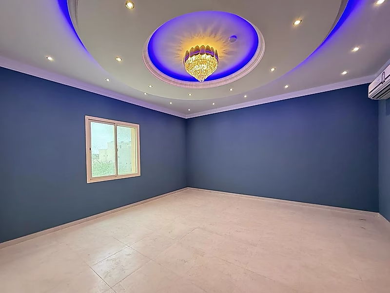 فيلا صالون نسائية فاخرة للبيع - فرصة استثمارية جاهزة! | أم قرن - Photo 3