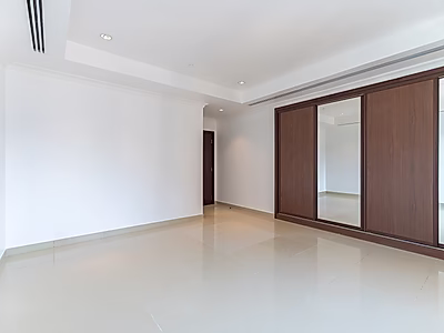 Discover Luxe 2BR Apartment | Porto Arabia