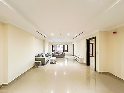 SPACIOUS AND MAINTAINED 1-BEDROOM APARTMENT | PORTO