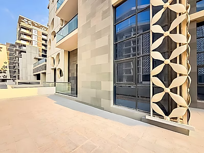 شقة جديدة تمامًا من غرفتي نوم | تراس واسع | مجتمع سكني راقٍ