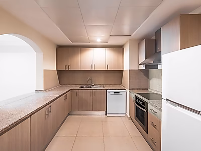 Chic 1BR plus office  Apartment with Partial Sea View