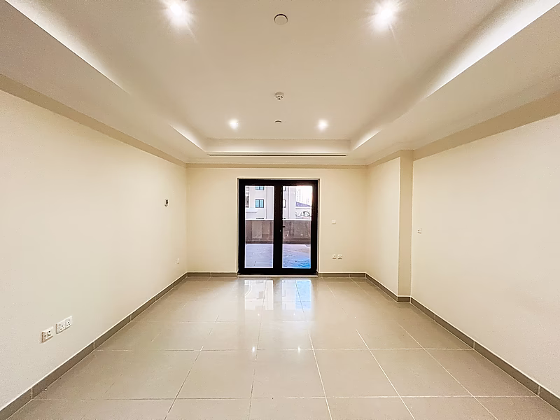 ELEGANT 1 BEDROOM APARTMENT IN PREMIUM TOWER | PORTO - Photo 1