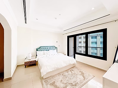 BRIGHT AND SPACIOUS 1-BEDROOM APARTMENT | PORTO