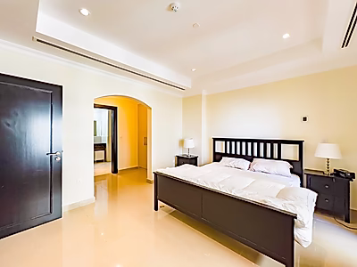 Exquisite 1+BR Apartment in Porto Arabia