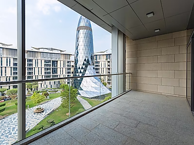 بنتهاوس أنيق ٣ غرف نوم + غرفة خادمة | معيشة فاخرة مع جميع الفواتير مشمولة