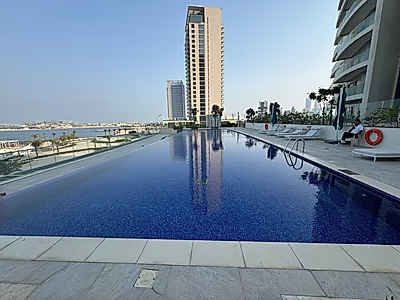 MODERN LUXURY 2 BEDROOM APARTMENT | WATERFRONT DISTRICT