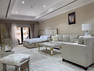 Chic 1BR Apartment | Porto Arabia Living