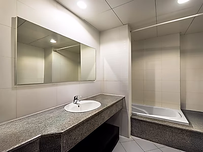 Sophisticated Marina Apartment | 2BR & 2.5BA