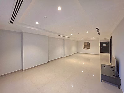 Modern 1-Bedroom Apartment in Porto Arabia’s Newest Tower | 137 SQM | Premium Amenities