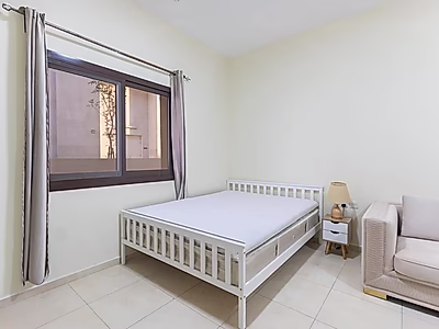 STYLISH STUDIO PRICED FOR SALE | FOX HILLS