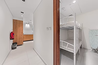 للبيع شقة من غرفتين مع غرفة خادمة في جزيرة جيوان