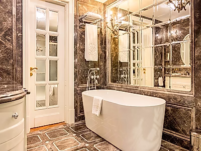 بنتهاوس فاخر في فندق ٥ نجوم | ٧ غرف رئيسية | ويست باي