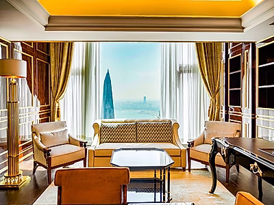 بنتهاوس فاخر في فندق ٥ نجوم | ٧ غرف رئيسية | ويست باي