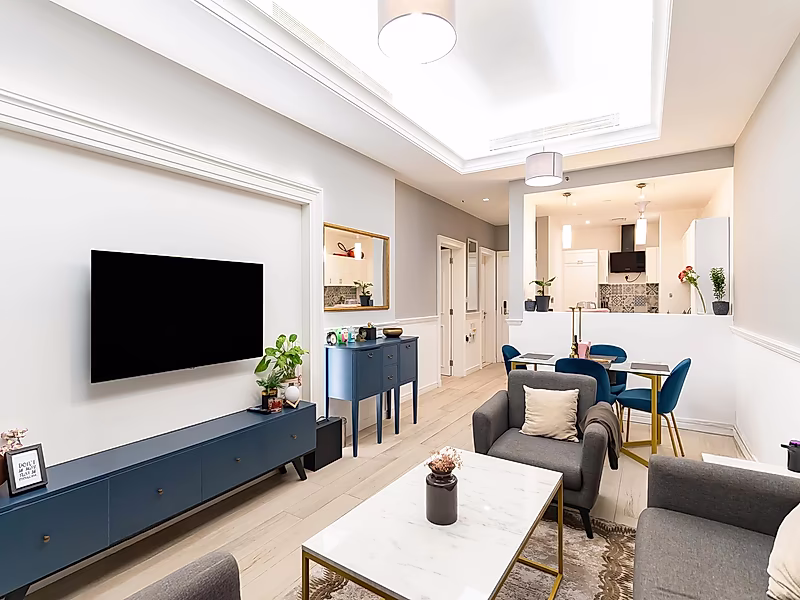 Modern Comfort in the Heart of Al Sadd – 1BHK in Bin Al Sheikh Tower - Photo 1