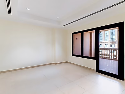 Newly renovated 1 bedroom+office apartment with marina and sea views