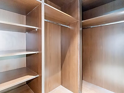 Newly renovated 1 bedroom+office apartment with marina and sea views