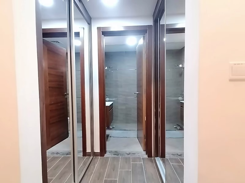 Exquisite 1BR Apartment | Al Erkyah - Photo 6