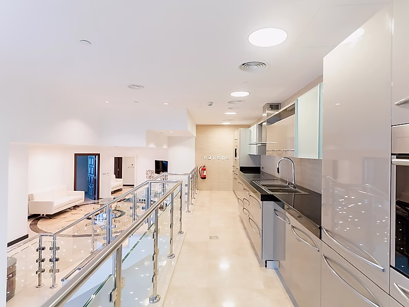 شقة بنتهاوس رائعة 7 غرف نوم + غرفة معيشة رئيسية | إطلالات على البحر - Photo 13