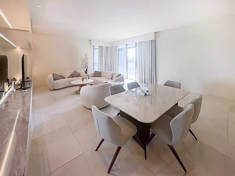 FGREALTY EXCLUSIVE: Elegant 2BR Retreat in Seef Lusail | Bills Included - Photo 12