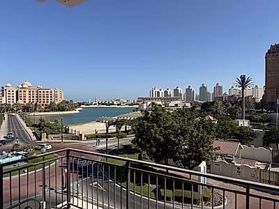 شقة واسعة بغرفة نوم واحدة – مفروشة بالكامل مع إطلالة خلابة على البحر