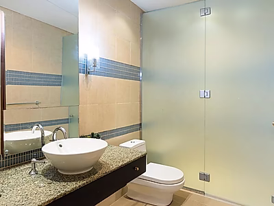 Sophisticated 2BR Apartment | Porto Arabia with Large Balcony | The Pearl - Qatar