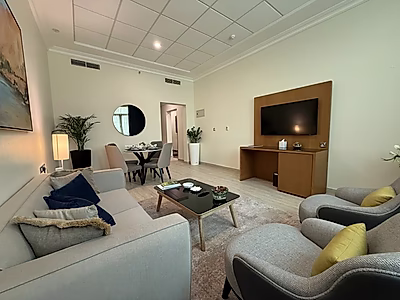 شقة فندقية جديدة كليًا بغرفة نوم للإيجار | بن محمود