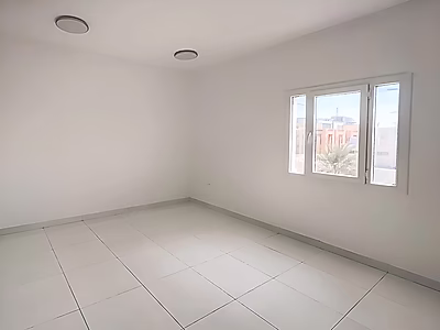 مبنى كامل حصري للبيع | موقع مميز