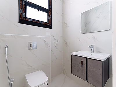 فيلا راقية للبيع في الوكير مع قبو وملحق خارجي