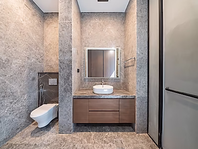 فيلا شاطئية خاصة فاخرة – تحفة سكنية على البحر تجمع بين الفخامة والرقي الساحلي