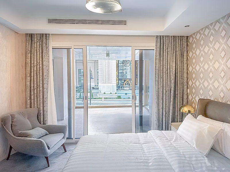 محفظة الدخل في لوسيل – ٢٠ وحدة سكنية مؤثثة بالكامل من غرفة نوم واحدة (إطلالات على المسبح، البحر، وڤاندوم) - Photo 13