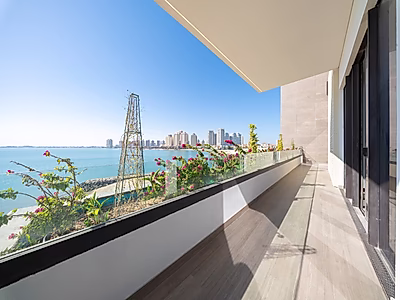 فيلا راقية مع شاطئ خاص في جزيرة اللؤلؤة