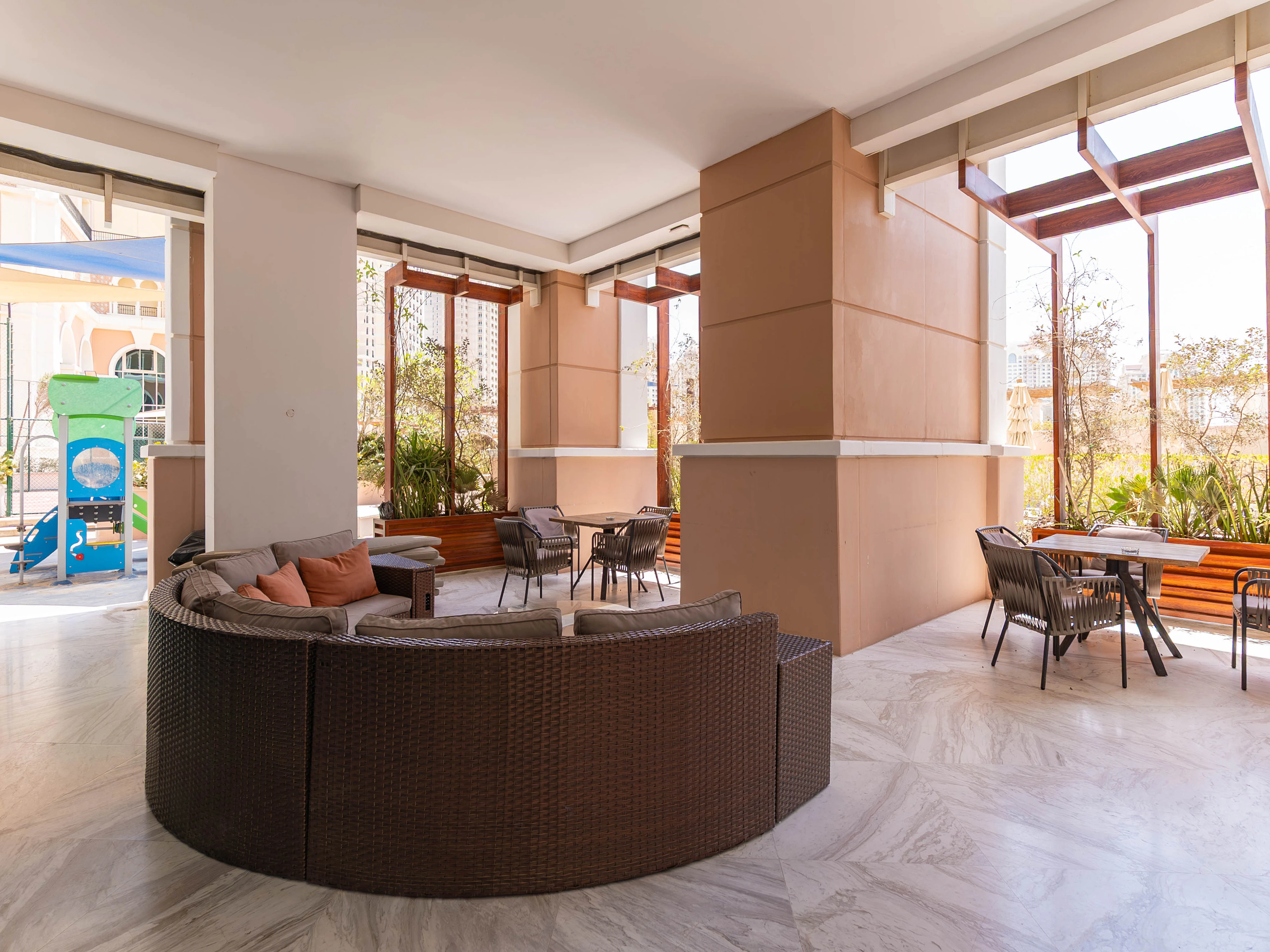 شقة استوديو رائعة في اللؤلؤة مع جميع الفواتير مشمولة