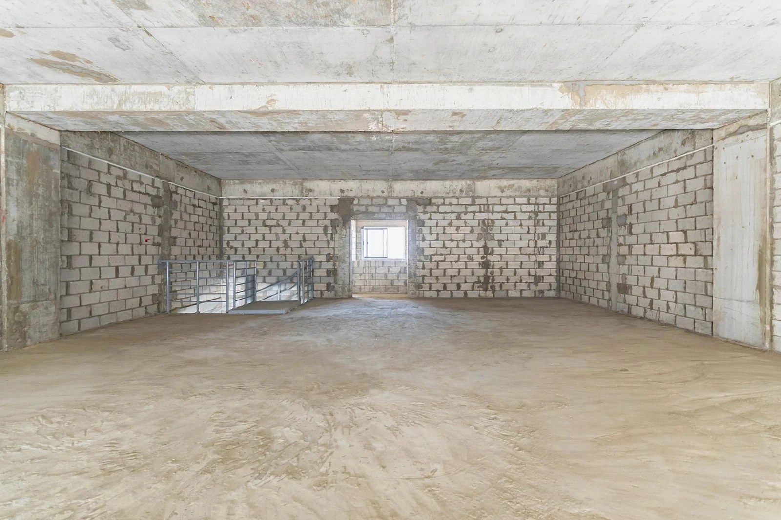 ٦ أشهر مجاناً - متاجر تجزئة جديدة كلياً في بيركات