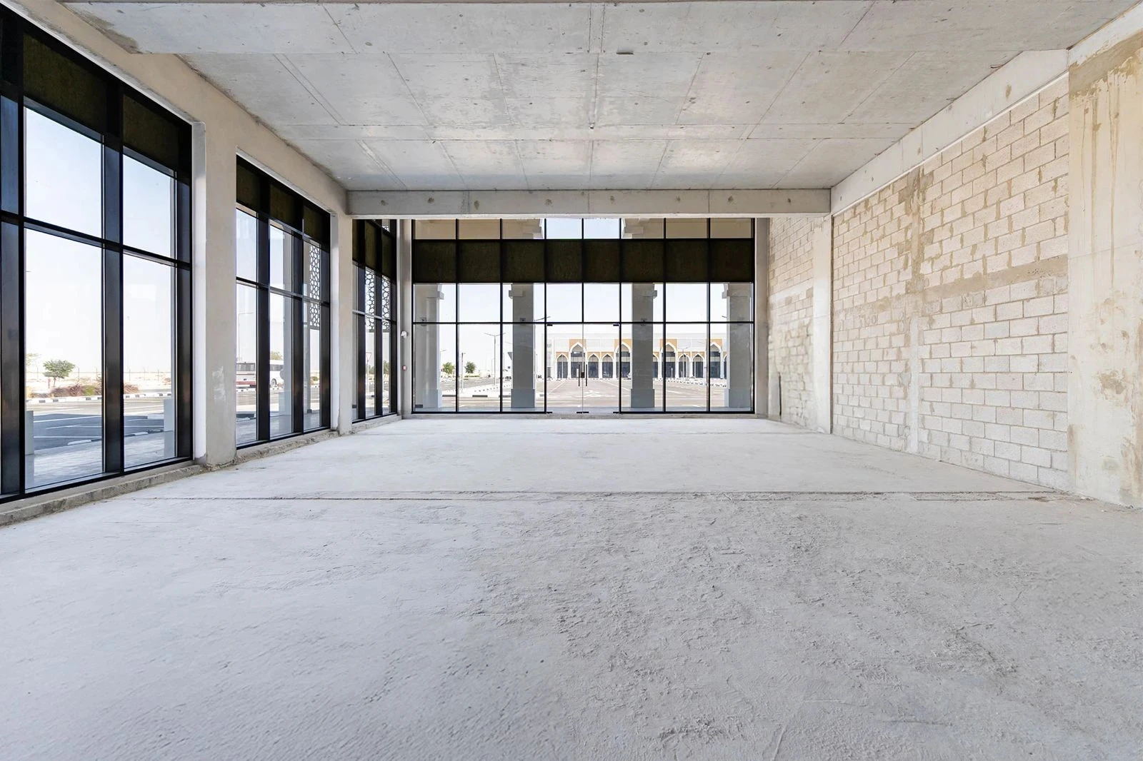 ٦ أشهر مجاناً - متاجر تجزئة جديدة كلياً في بيركات