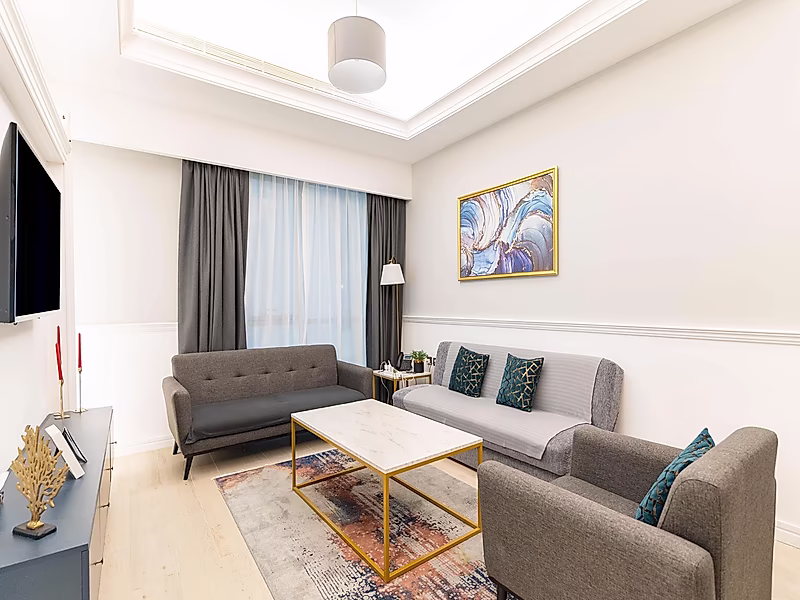 Elegance Meets Comfort: 1-Bedroom Apartment at Bin Al Sheikh Tower - Photo 8
