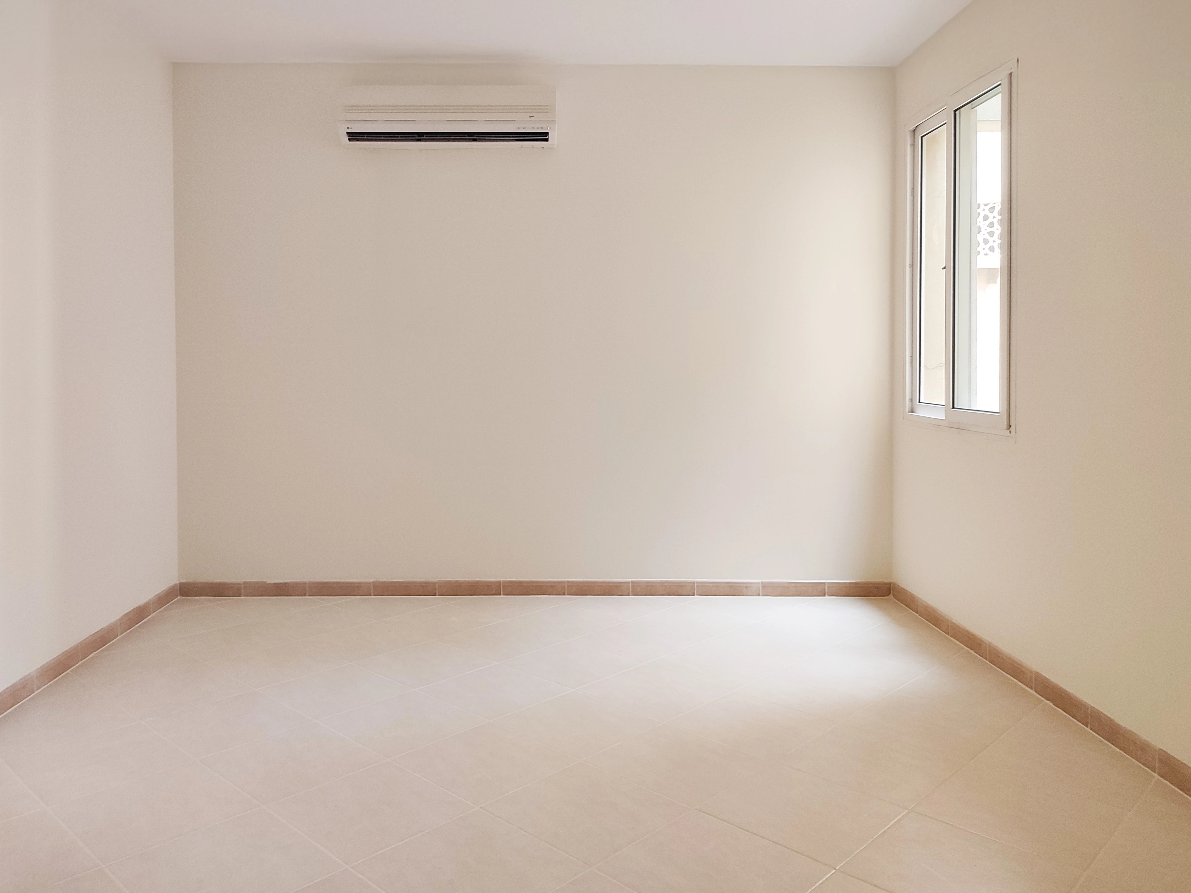 شقة فاخرة من 3 غرف نوم للإيجار في قلب منطقة المنتزه