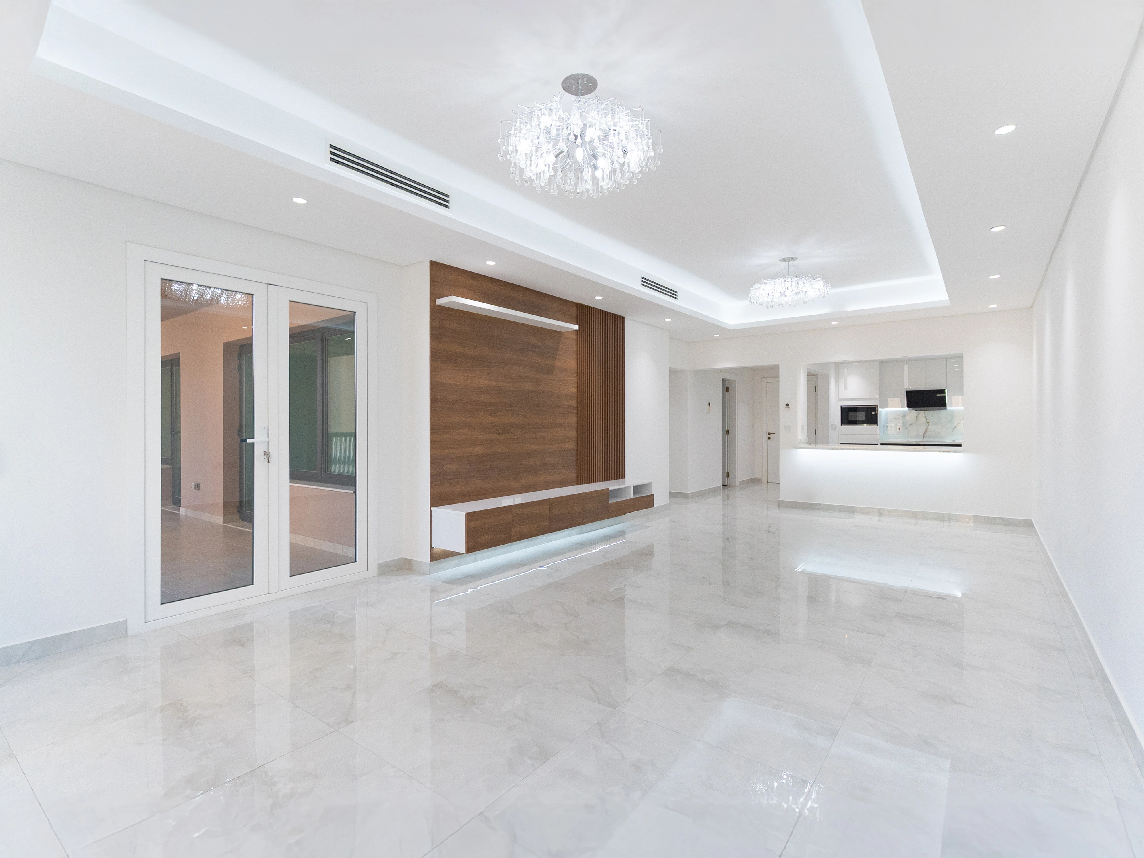 2BR Prime Tower | Huge Balcony | Porto Arabia