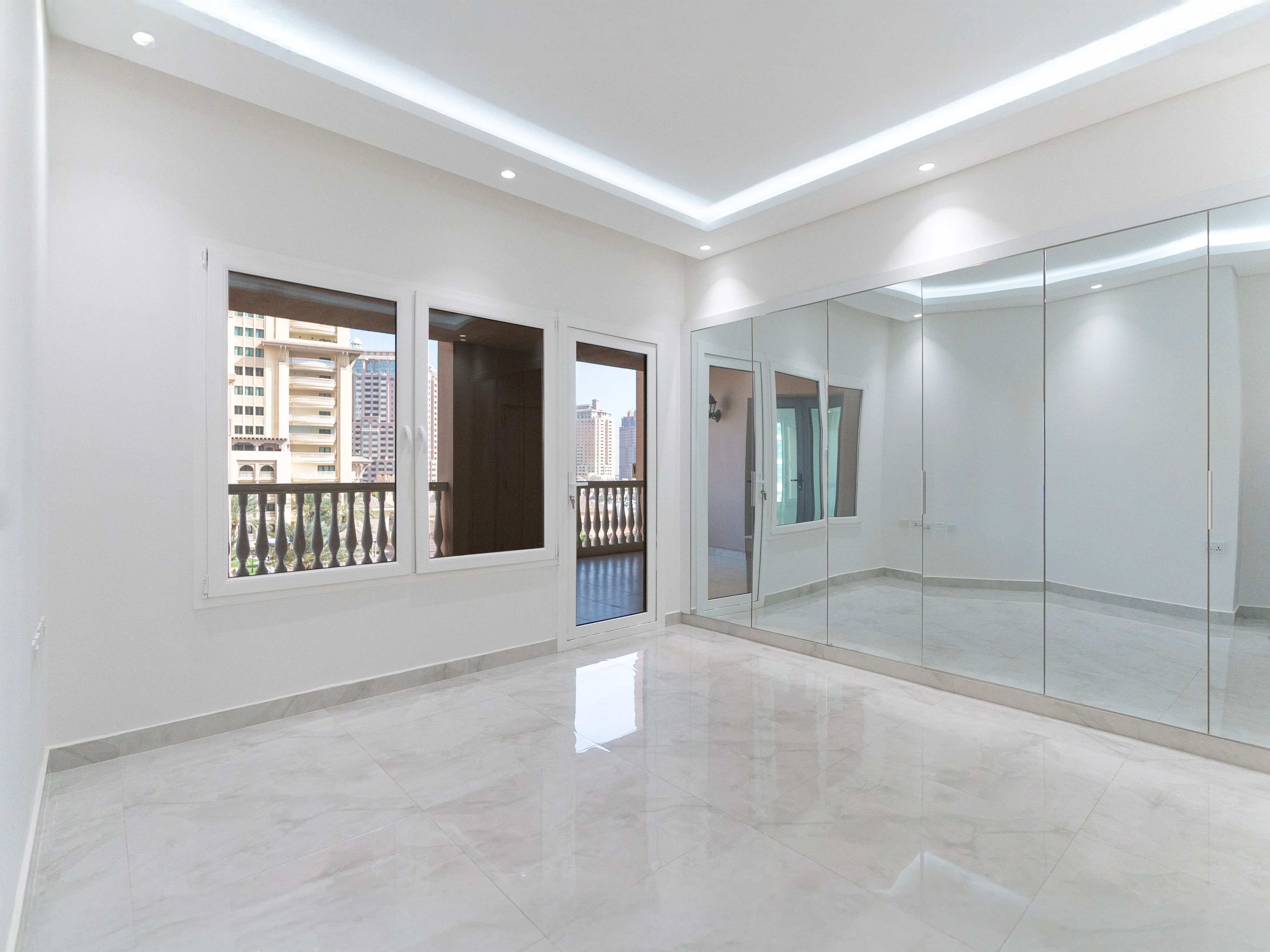 2BR Prime Tower | Huge Balcony | Porto Arabia - Photo 7