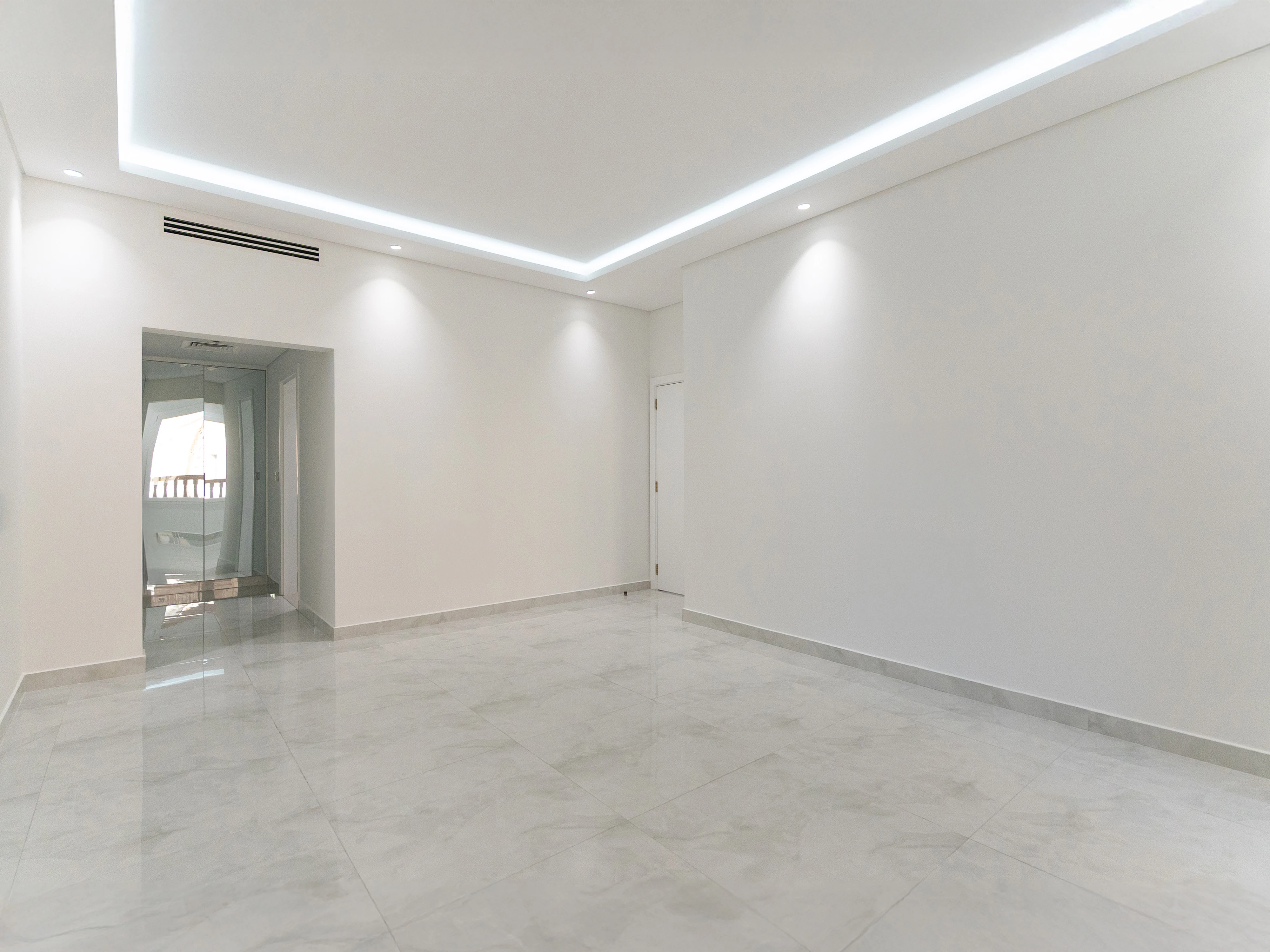 2BR Prime Tower | Huge Balcony | Porto Arabia - Photo 10