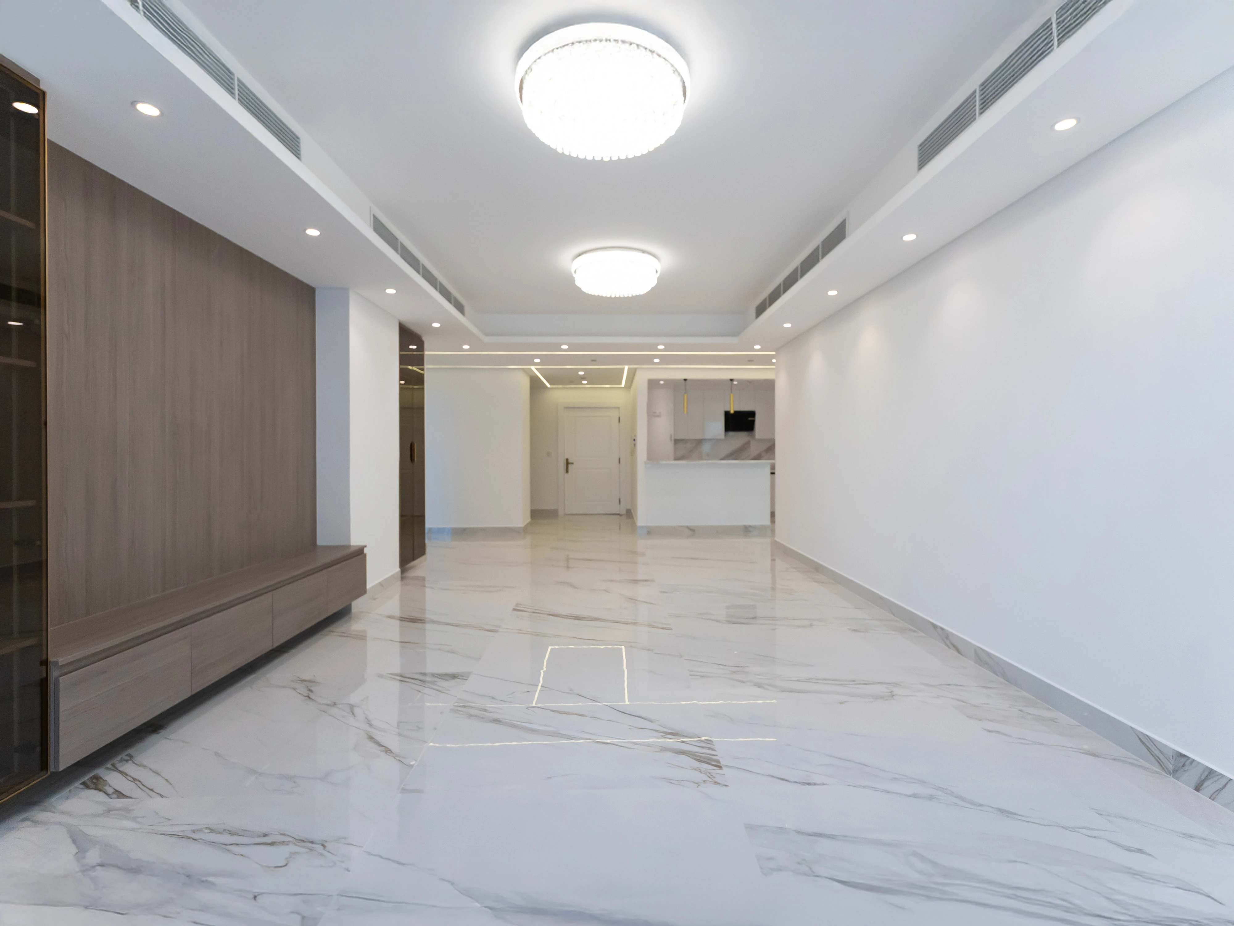Stylish Lifestyle | 2BR in Porto Arabia - Photo 2