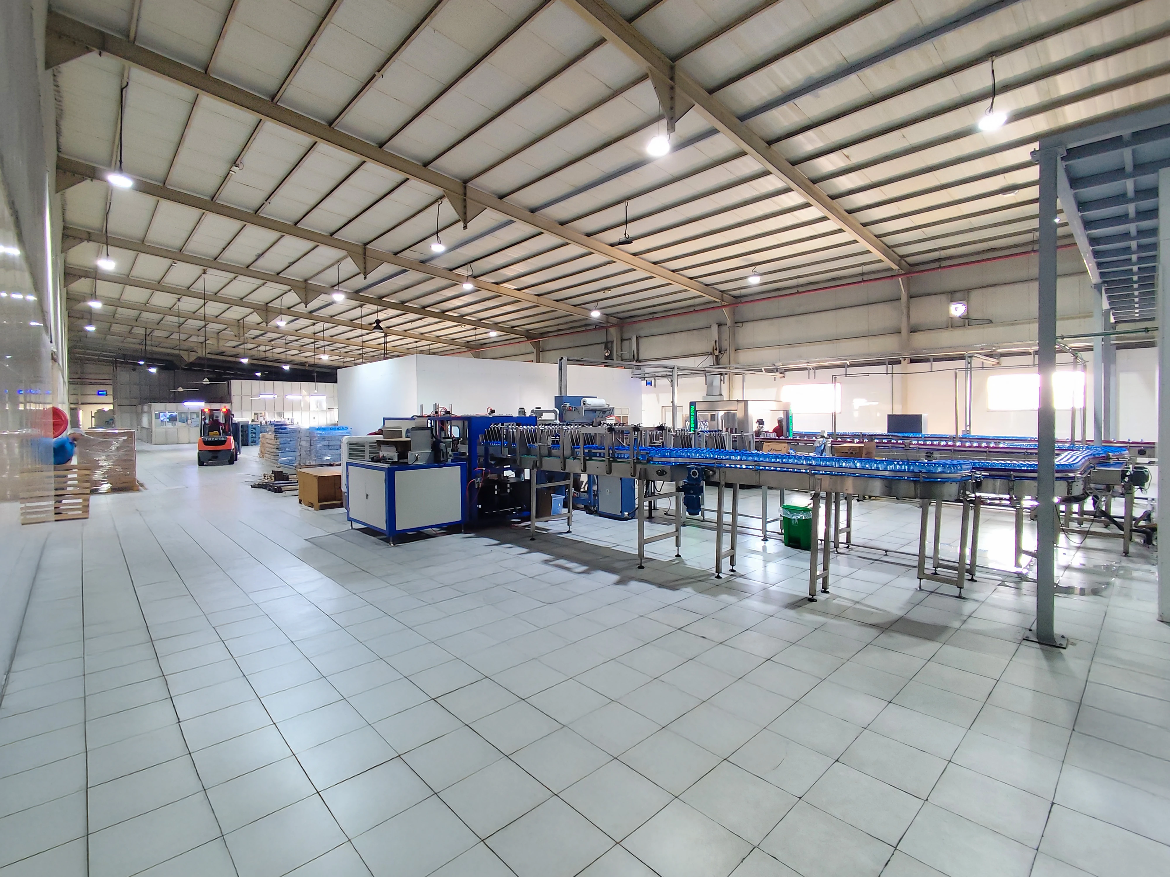 مصنع مياه جاهز للبيع - منطقة صناعية