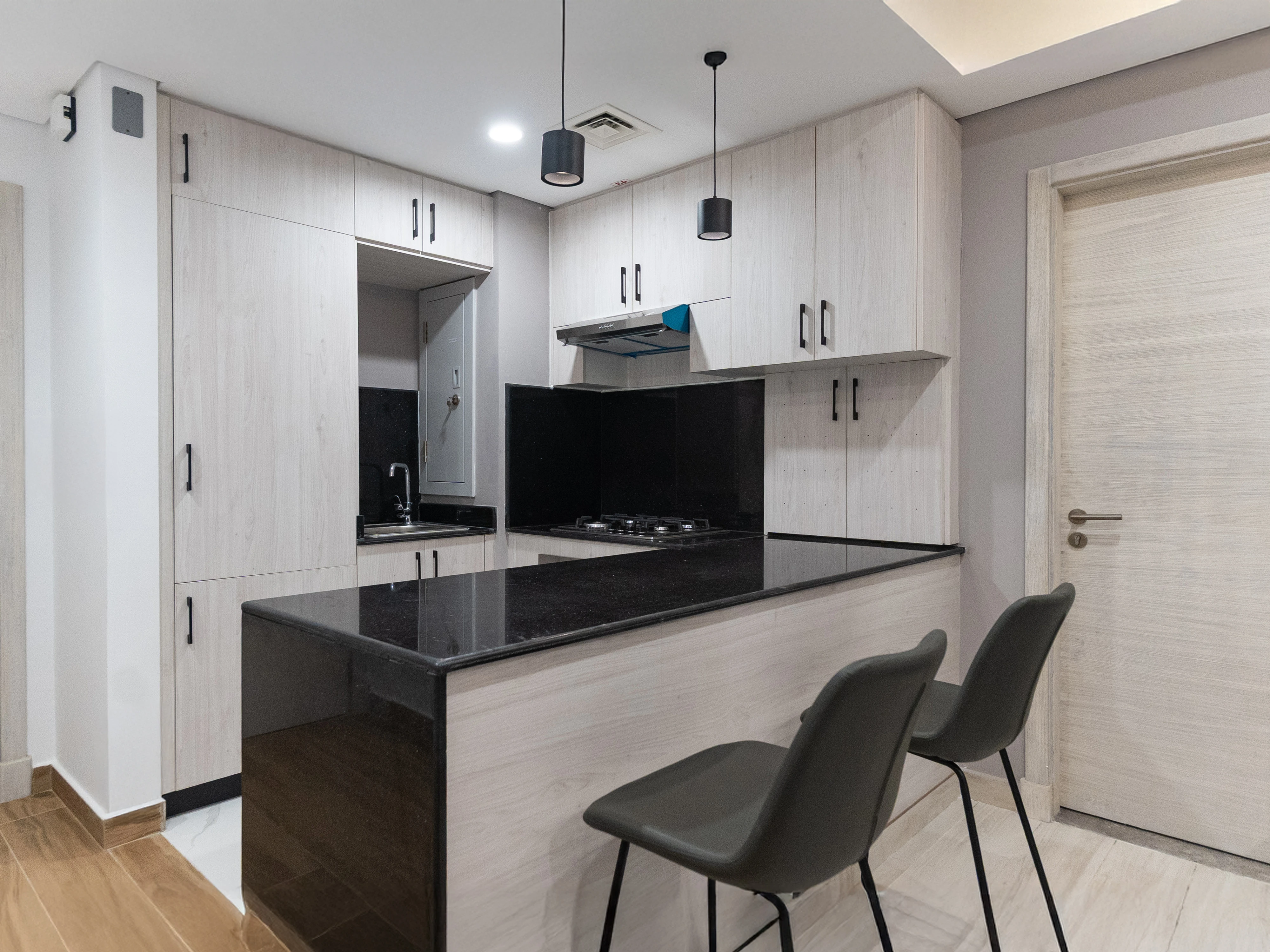 الفواتير مشمولة | شقة جديدة بالكامل مفروشة بغرفة نوم واحدة في لوسيل الركية