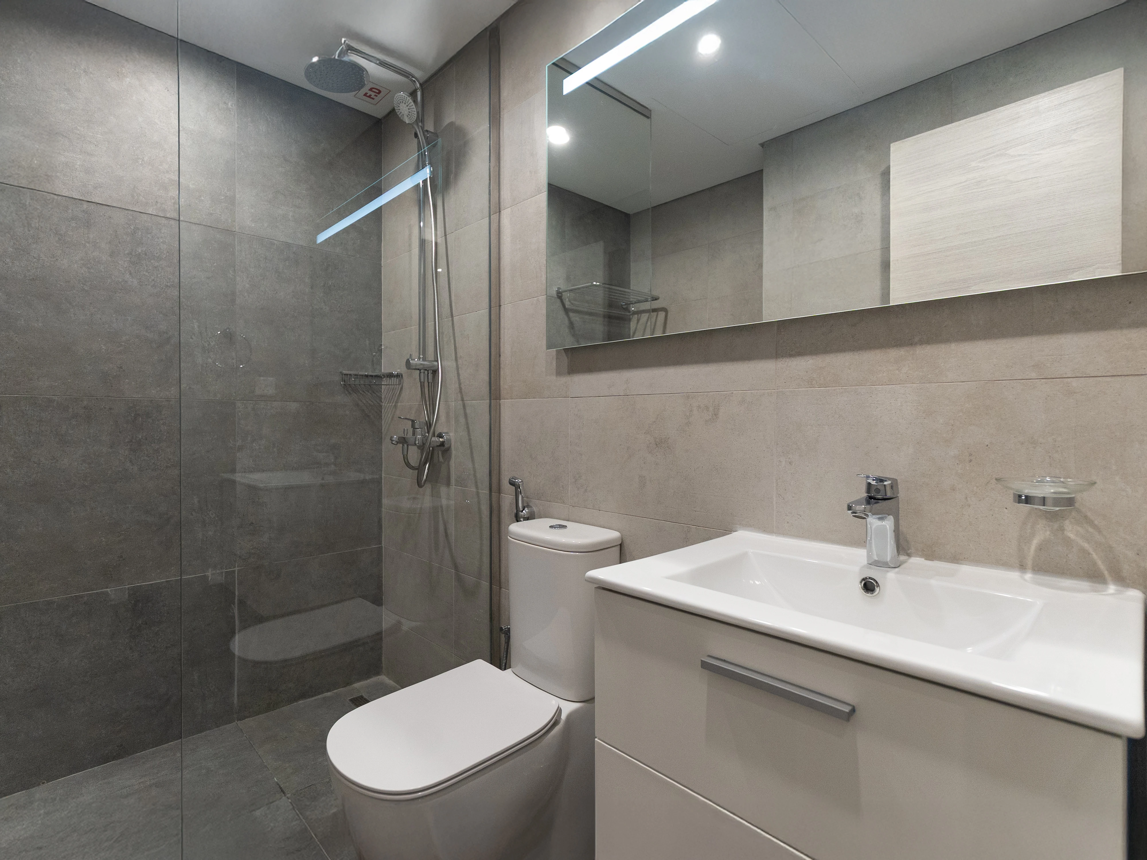 الفواتير مشمولة | شقة جديدة بالكامل مفروشة بغرفة نوم واحدة في لوسيل الركية