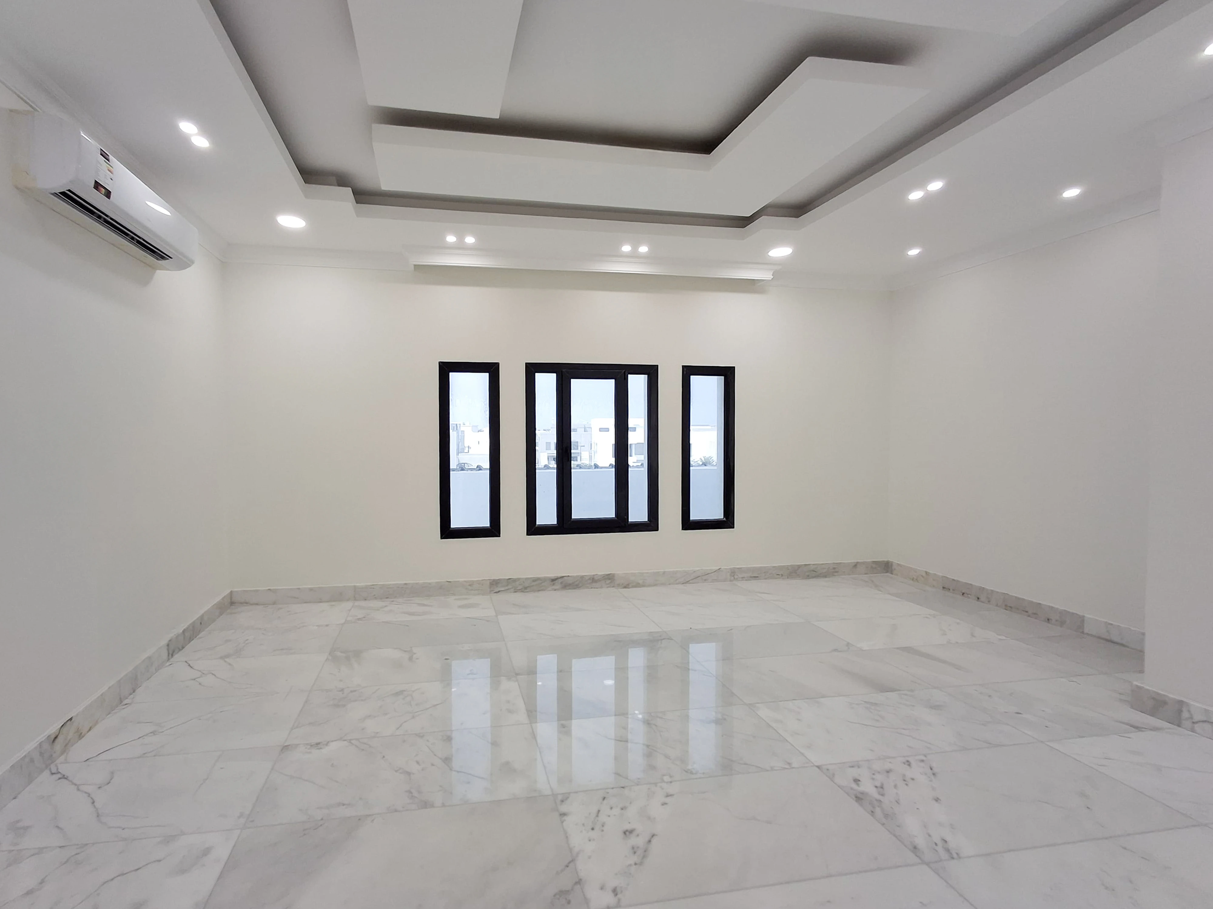 عقار يجسد الأناقة فيلا مستقلة للبيع