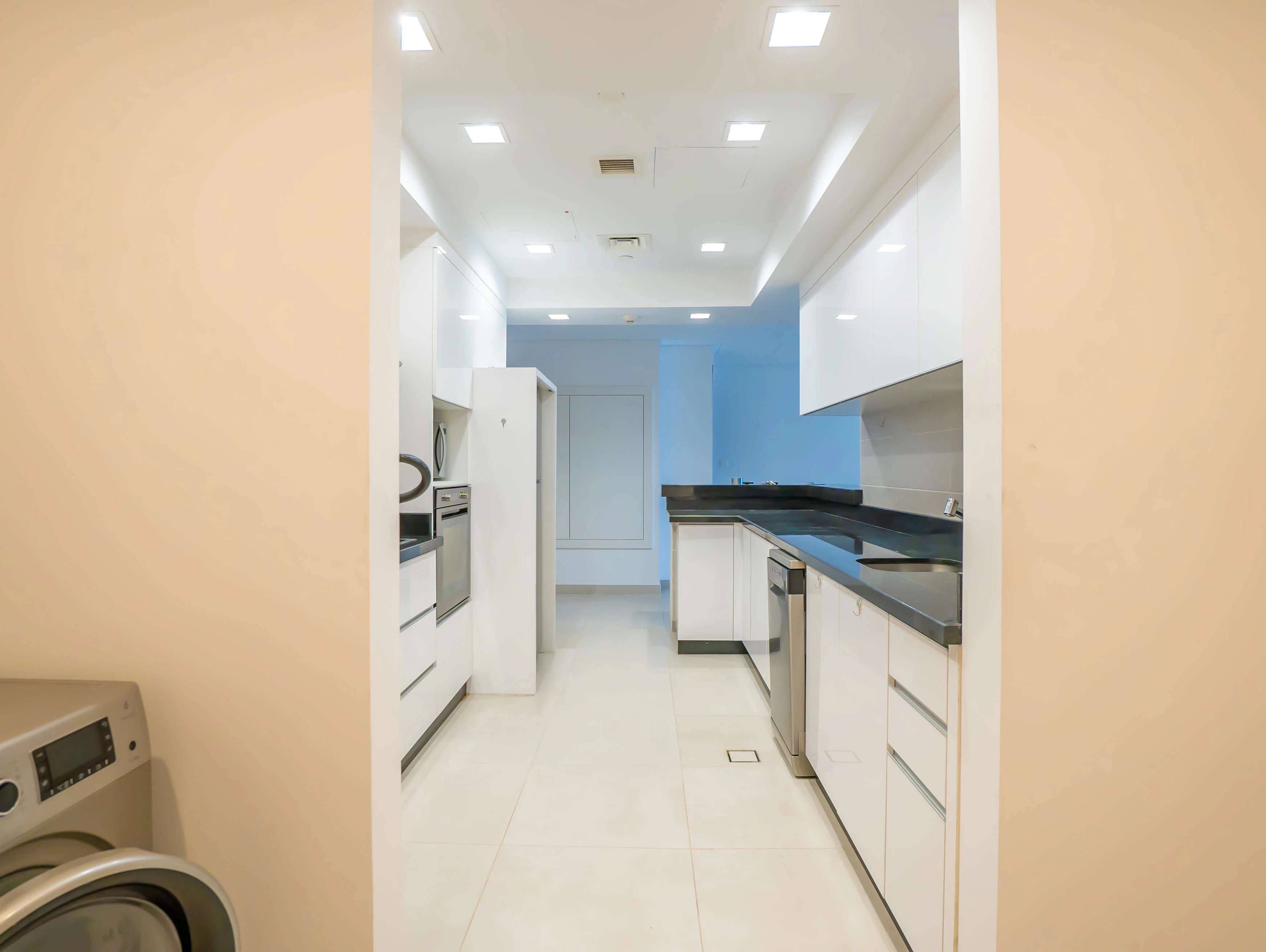 ملاذ عصري بغرفة نوم واحدة | موقع متميز