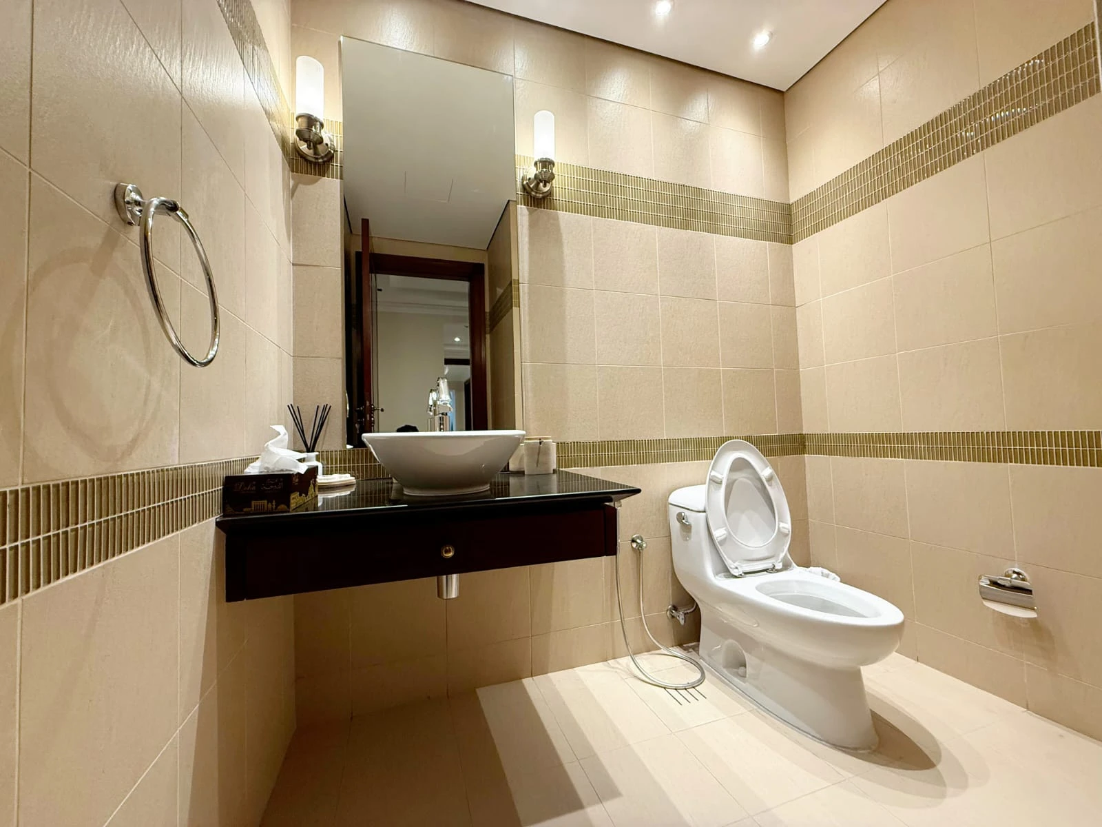 تاون هاوس فاخر بغرفتي نوم ماستر مطل على المارينا مع شرفة | بورتو أرابيا