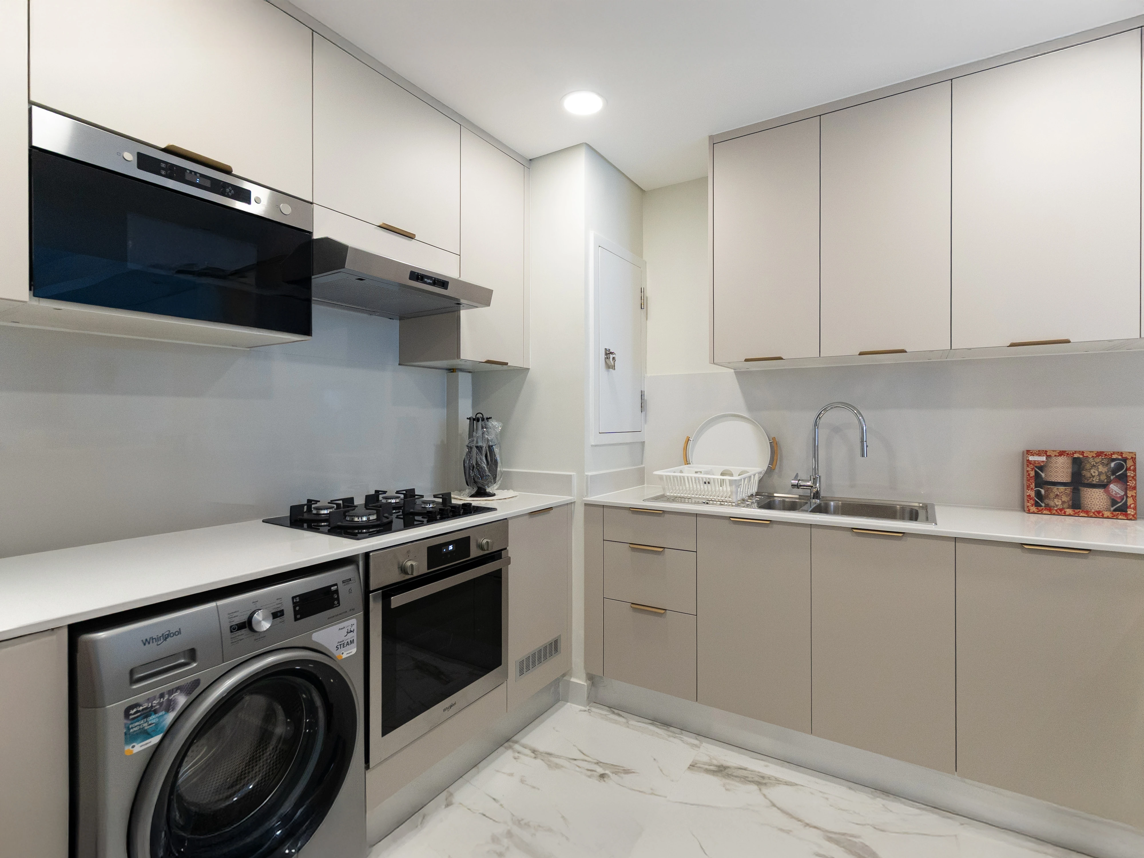 شقة فاخرة بغرفتي نوم في منطقة المارينا