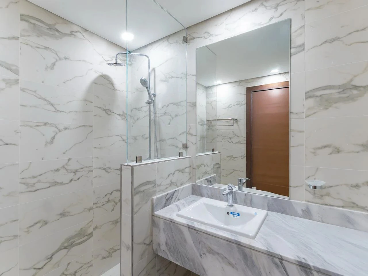 شقة أنيقة بغرفتين | فاخرة بميناء الدوحة